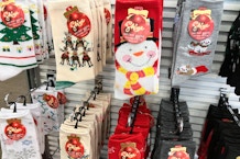 Shine Women's Holiday Crew Socks