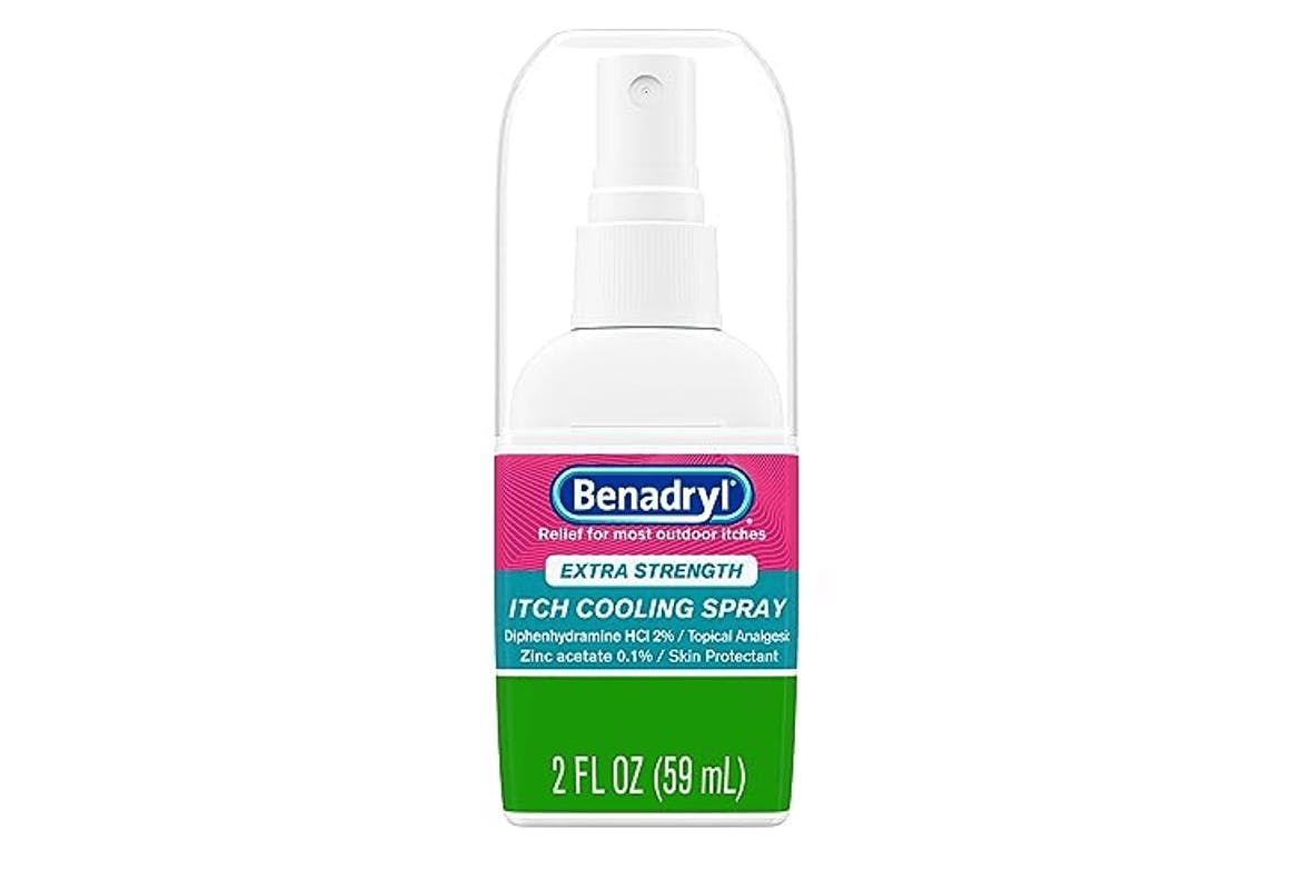 2 Benadryl Anti-Itch Sprays