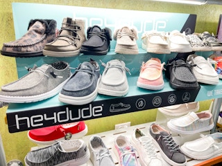 hey dudes 2022 4 1666142170 1666142170