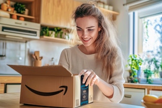 amazon-box-prime-day-kclmj