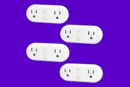 4 Dual Socket Smart Plugs