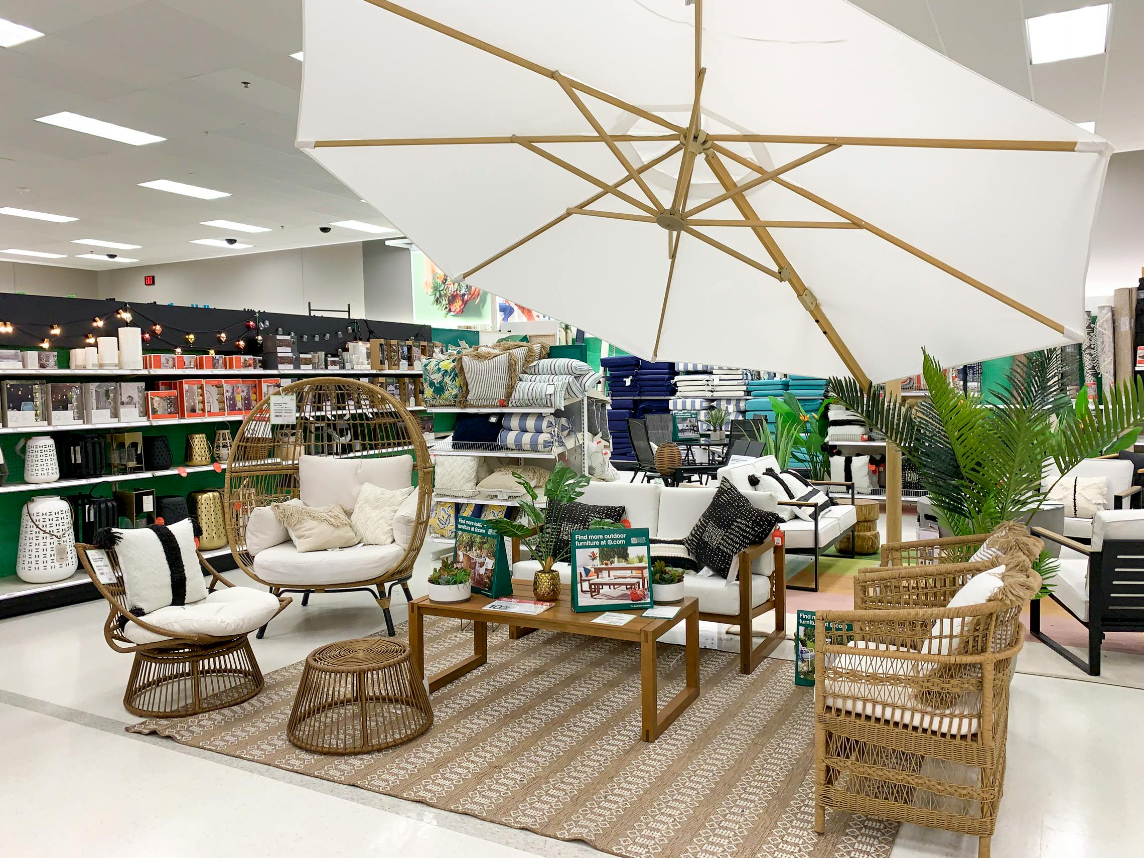 Top Spring Deals: Mulch, Patio Chairs, Rugs & More