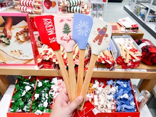 target wondershop holiday spatulas 2022 03 1669576339 1669576339