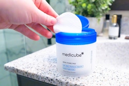 medicube zero pore pads