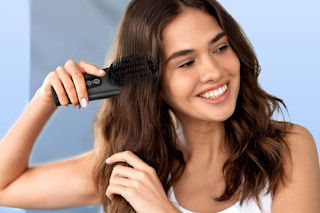 amazon portable straighter brush B0DHMV8VG8