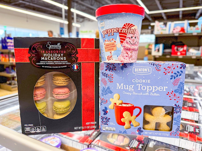 aldi holiday treats macarons mug topper and peppermint ice cream 1
