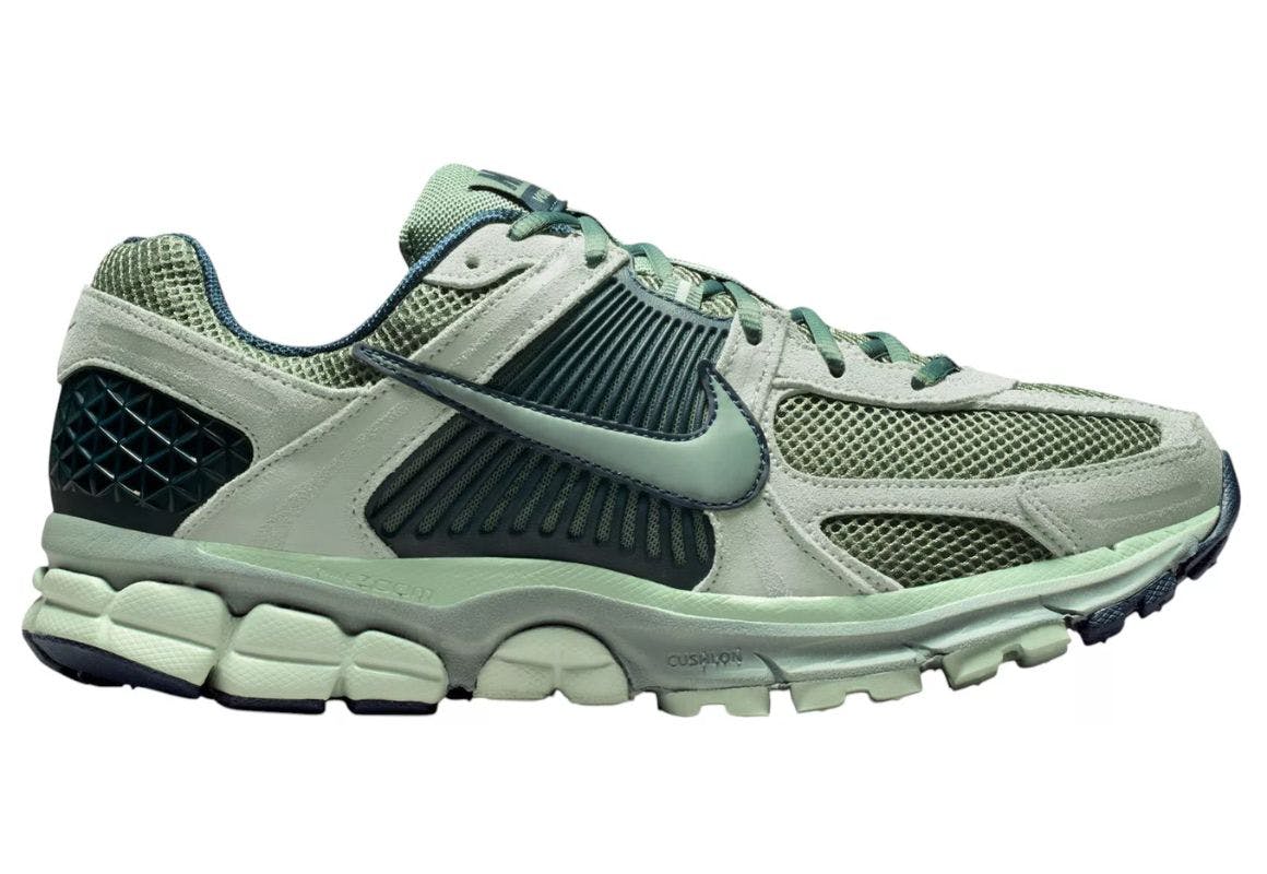 Nike Men's Vomero Shoes