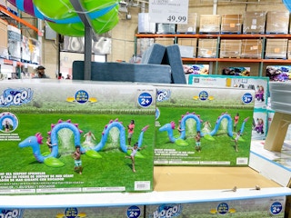 costco giant sea serpent kids inflatable sprinkler 1