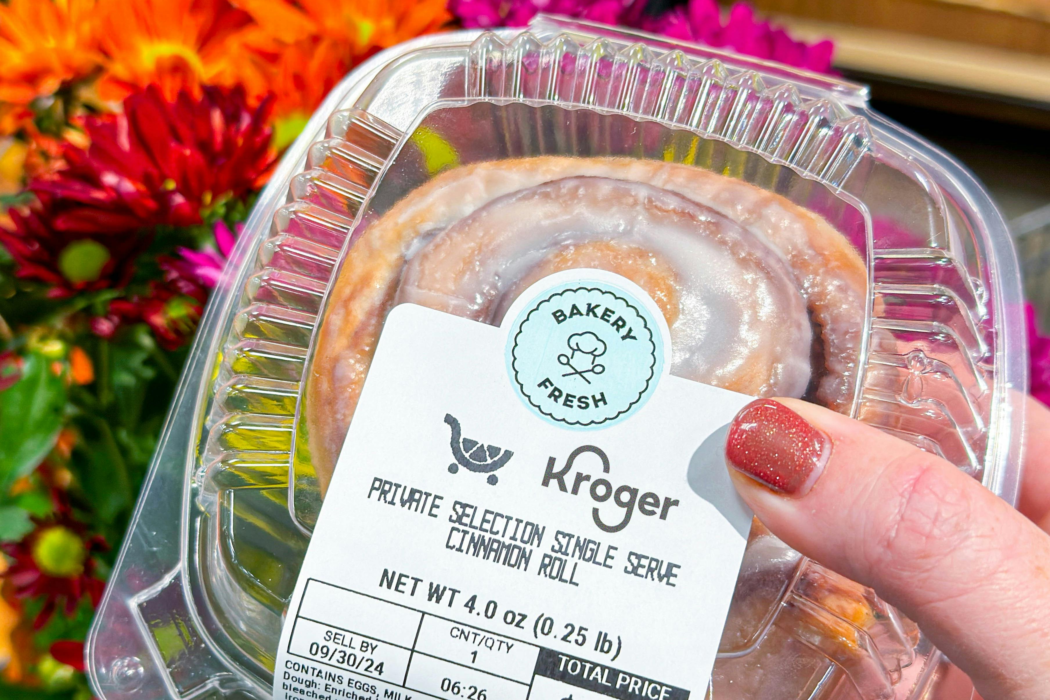 10+ National Cinnamon Roll Day Deals for Oct. 4, 2024 The Krazy