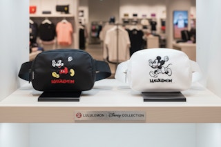 lululemon x disney