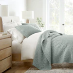 Linens & Hutch Quilted Coverlet Set