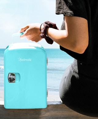 amazon mini fridge 1621255189 1621255189 e1621255204873