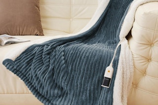 amazon heated blanket