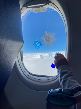 airplane window gel clings kids 1641253039 1641253039