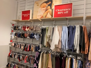 aerie clearance in store image 2020 1595962785 1595962785