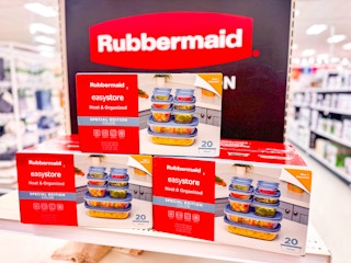 Rubbermaid food storage with blue lids and clear container