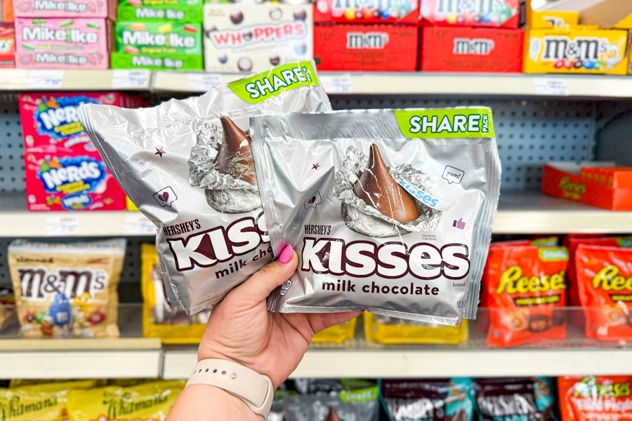 cvs-hershey-kisses-pouches-candy-kcl-54