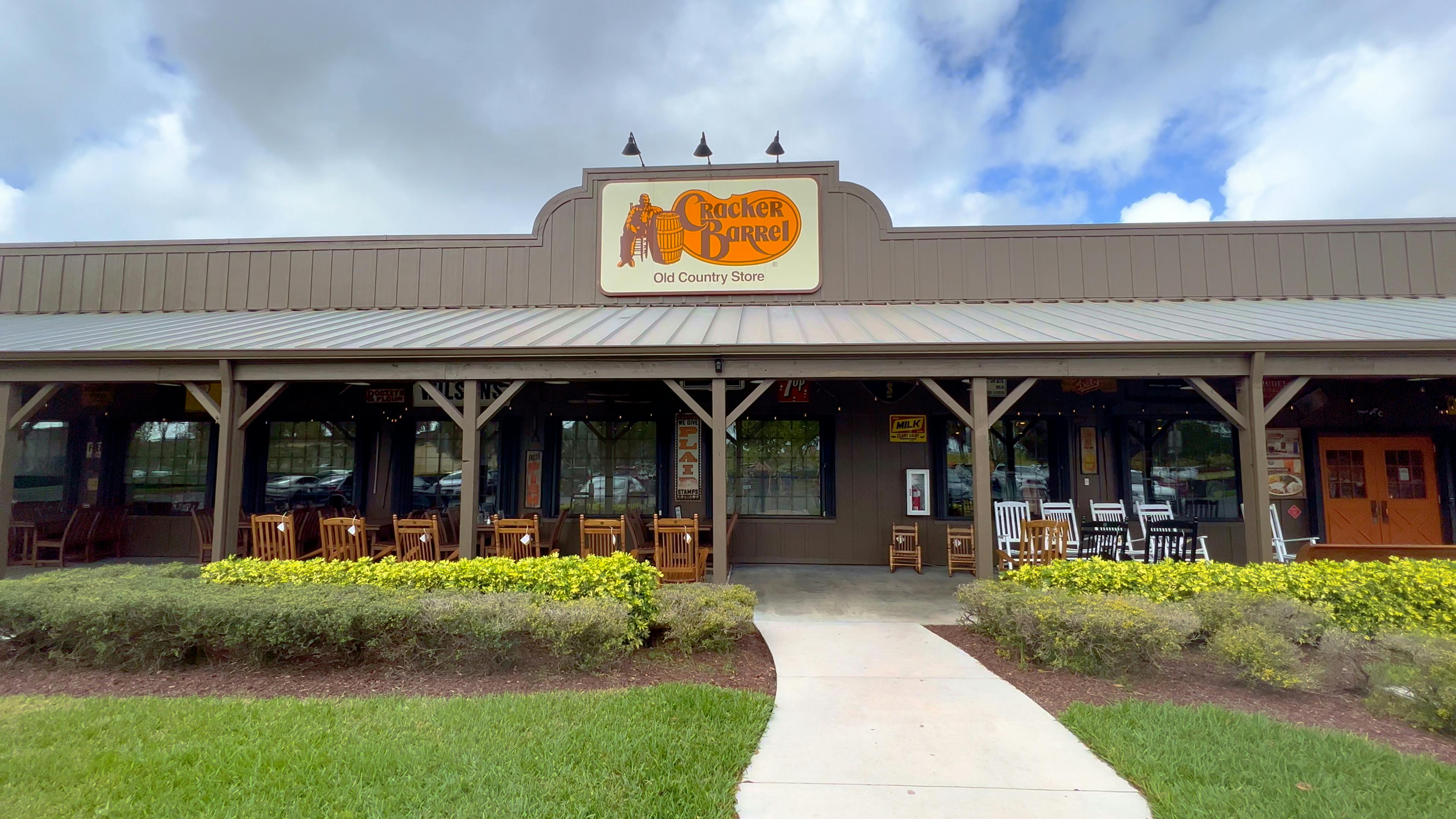 The Cracker Barrel Rewards Program Is Testing New Features In July   Is Cracker Barrel Open On Christmas Day Restaurant Entrance 2022 Dreamstime 1668573746 1668573746 