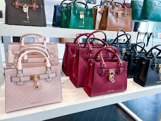 michael-kors-tote-bags-2022-2