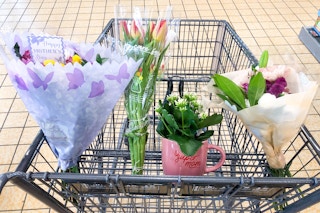 aldi mothers day flowers in cart