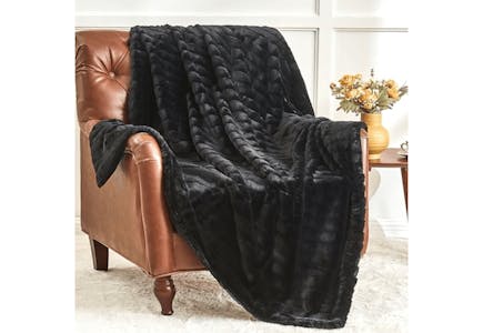 Faux Fur Throw Blanket