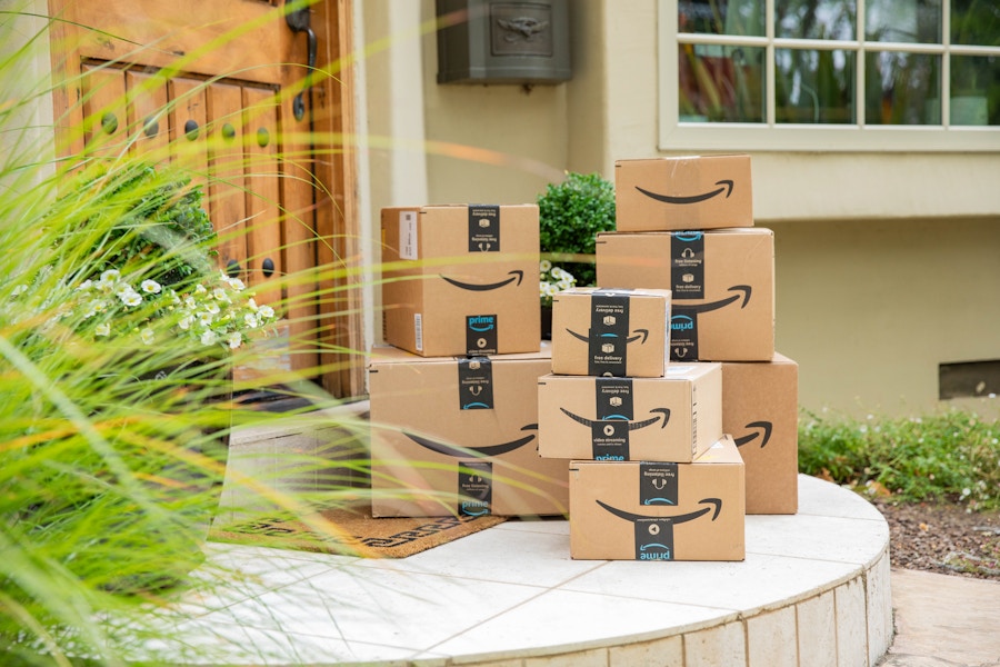 amazon-boxes-front-porch-kcl-48-kclamazon