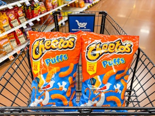 cheetos snacks in shopping cart