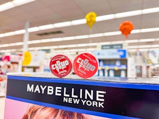 maybelline-cloud-blush-walgreens-kcl-7602