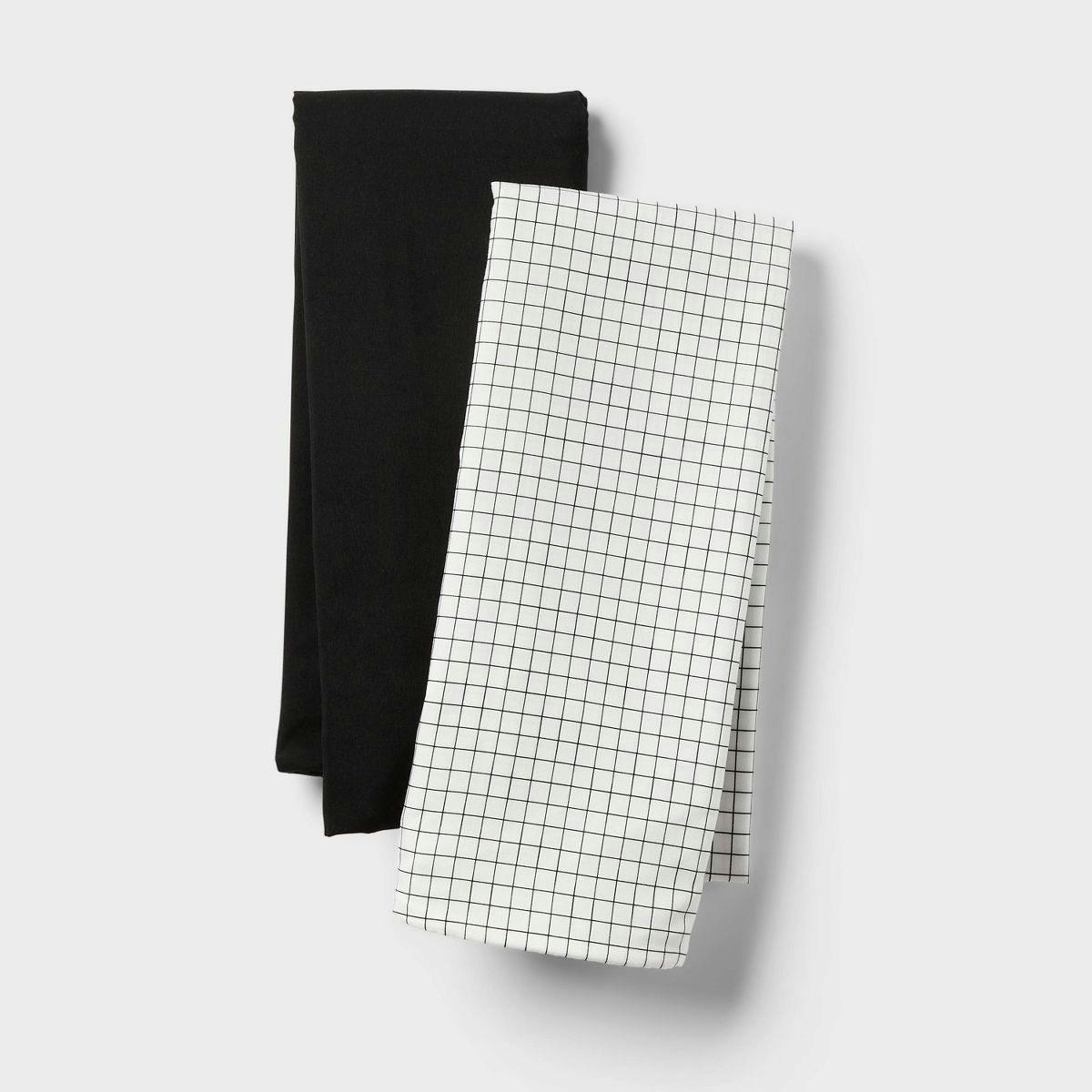 Room Essentials Body Pillow Cover Set