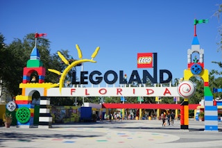 legoland florida sign 