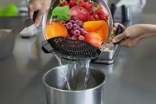 Amazon - Silicone Pot Strainer