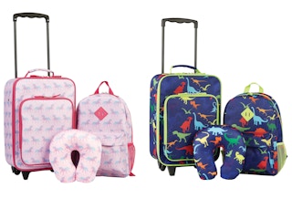 walmart-protege-kids-travel-set-111821-a