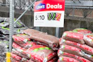 5 for $10 mulch at lowes