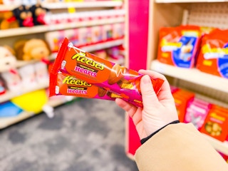 cvs-reeses-hearts-1