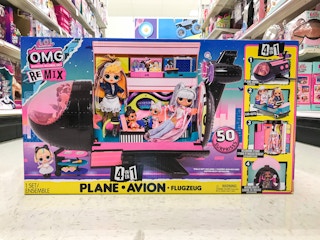 lol-surprise-plane-target-2021