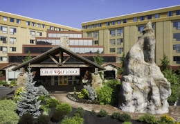 A Great Wolf Lodge entrance.