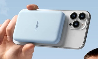 amazon anker magnetic battery packjpg 1680806502 1680806502