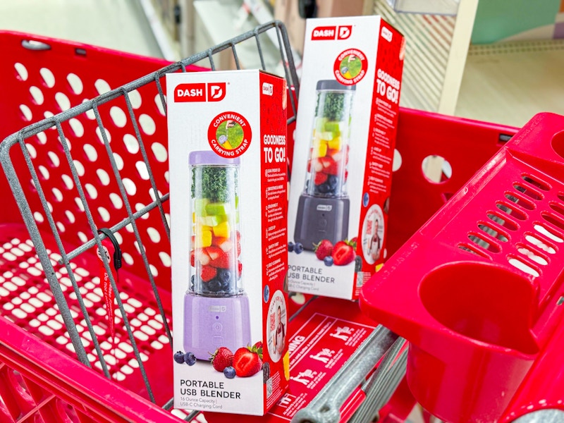 two dash portable blenders in target cart