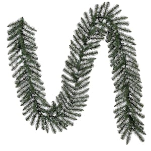 Holiday Living Prelit Garland