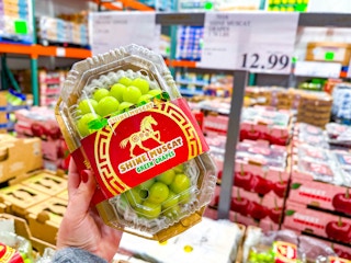 costco-shine-muscat-green-grapes-