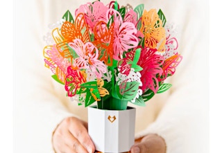 lovepop-flower-bouquet-sales-apr-2023