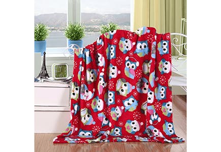 Christmas Owl Throw Blanket