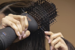 lange hair blow dryer brush