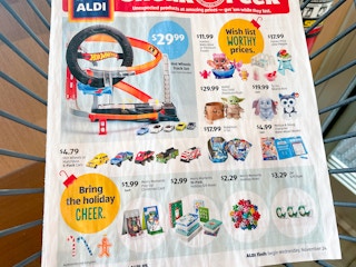 aldi ad image 2021 th 1637791718 1637791718