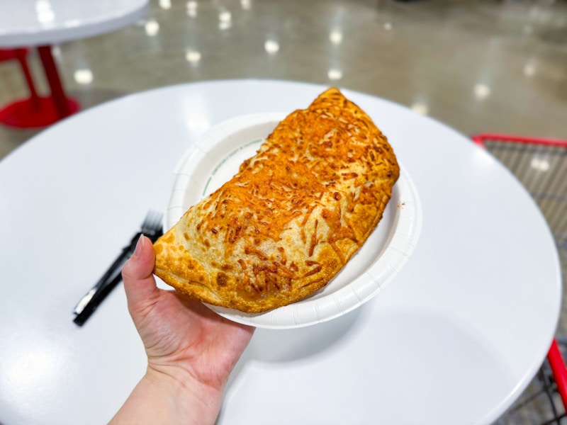 costco-combo-calzone-1