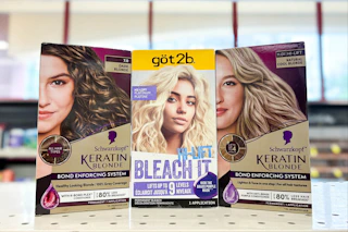 got2b and schwarzkopf hair color boxes