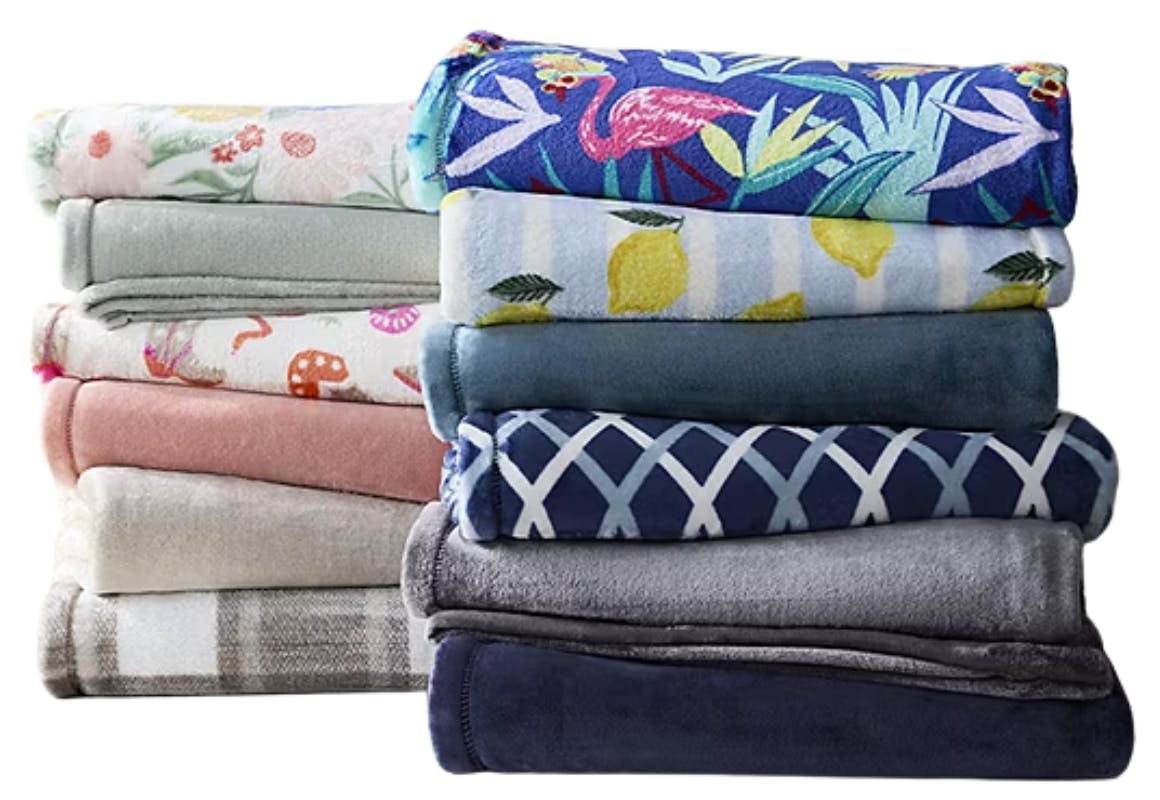 Home Expressions Velvet Throw