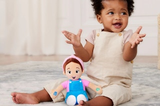 Walmart-Ms-Rachel-speak-and-sing-doll-1