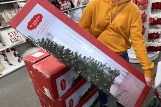 kohls-black-friday-st-nicholas-square-7-foot-pre-lit-christmas-tree-111219c