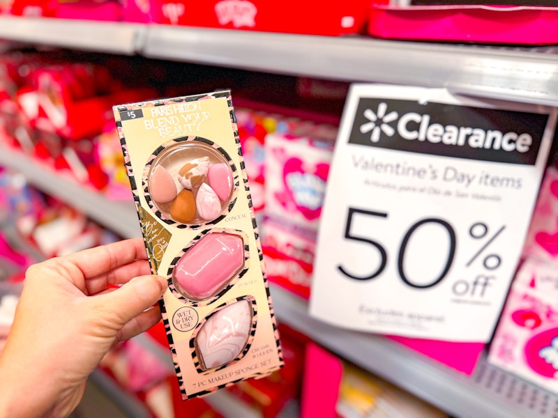 walmart-valentines-day-clearance4